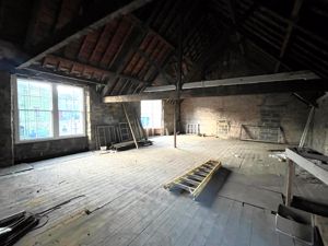 Photo 6- click for photo gallery